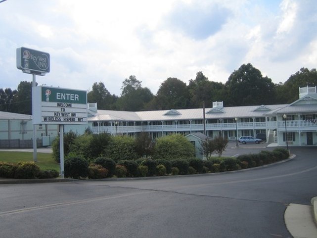 Key West Inn - La Fayette, GA