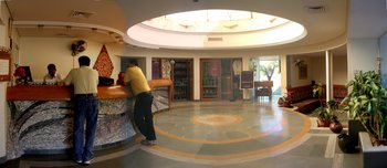The Meadows Resort - Lobby