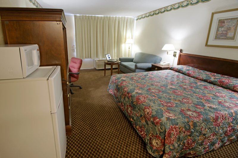 America's Best Value Inn - Milledgeville, GA
