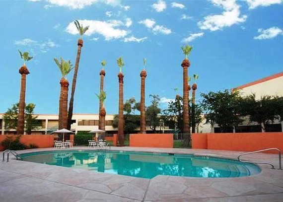 Quality Inn & Suites Downtown Phoenix - Phoenix, AZ