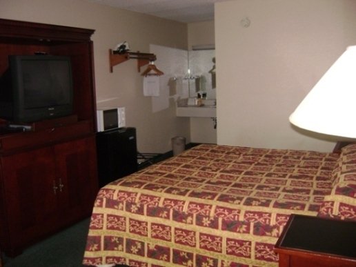 Shoney's Inn - Winchester, VA