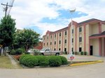 Country Hearth Inn & Suites