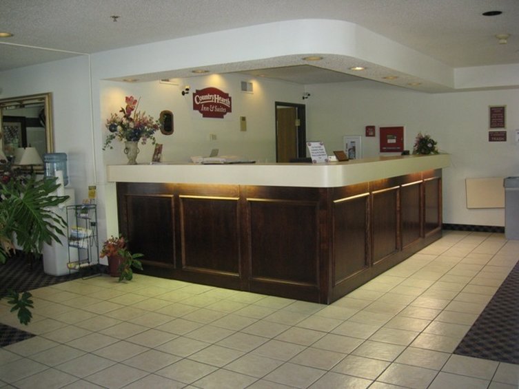 Country Hearth Inn - Fulton, MO