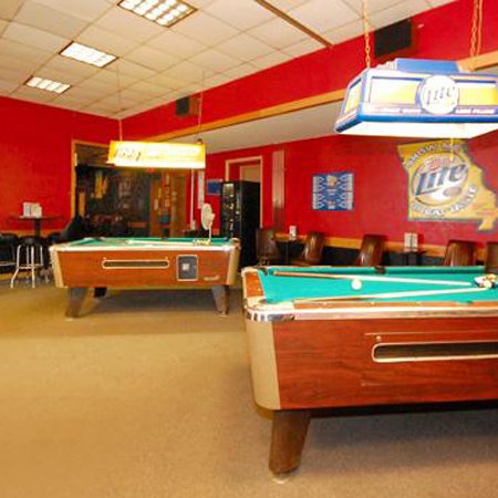 University Inn - Warrensburg, MO