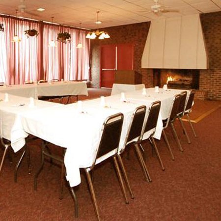University Inn - Warrensburg, MO