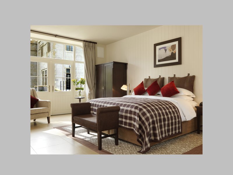Solis Lough Eske Castle | Lough Eske, Donegal | +353 74 972 3762