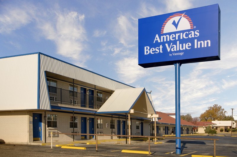 America's Best Value Inn - Cleburne, TX