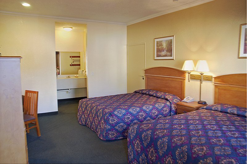 Americas Best Value Inn & Suites Granada Hills - Granada Hills, CA
