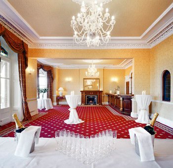 Best Western Esplanade Hotel | Strand Road, Bray | +353 1 286 2056