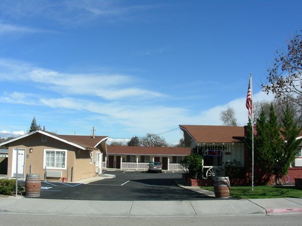 Paso Robles Wine Country Inn - Paso Robles, CA