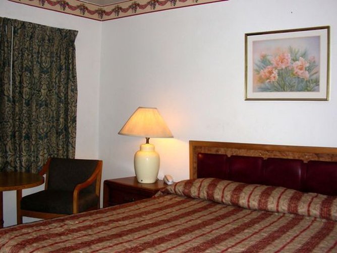Paso Robles Wine Country Inn - Paso Robles, CA