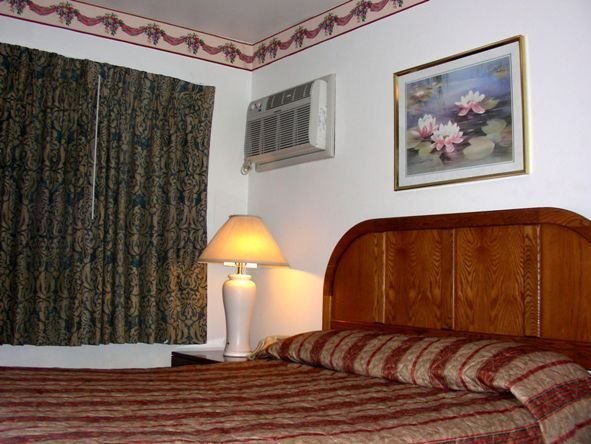 Paso Robles Wine Country Inn - Paso Robles, CA