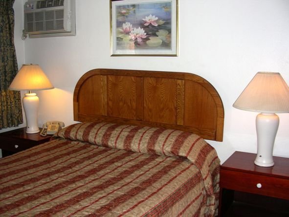Paso Robles Wine Country Inn - Paso Robles, CA