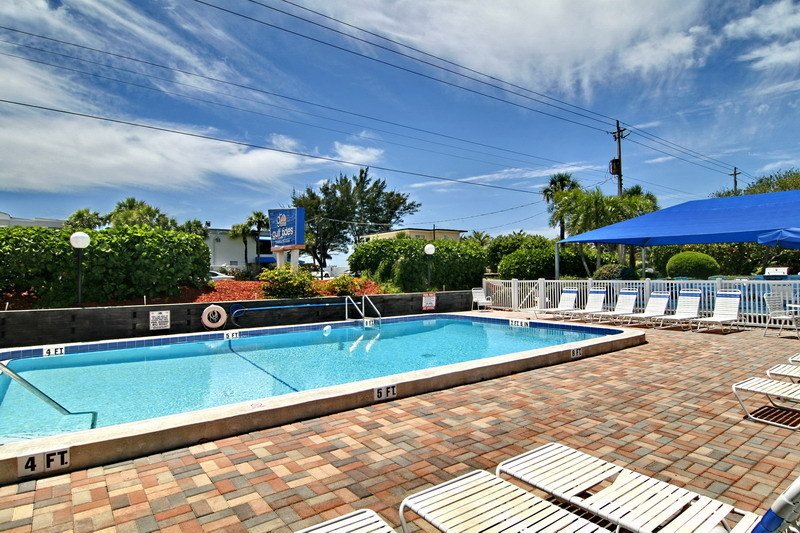Gulf Tides of Longboat Key - Longboat Key, FL