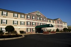 Home-Towne Suites Anderson