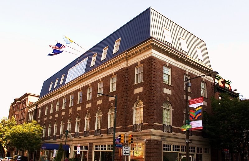 Independent Hotel