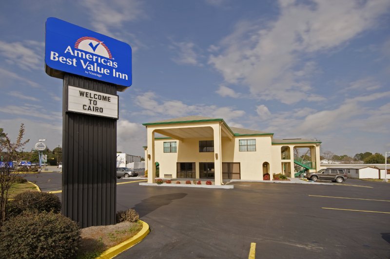 Americas Best Value Inn - Cairo, GA
