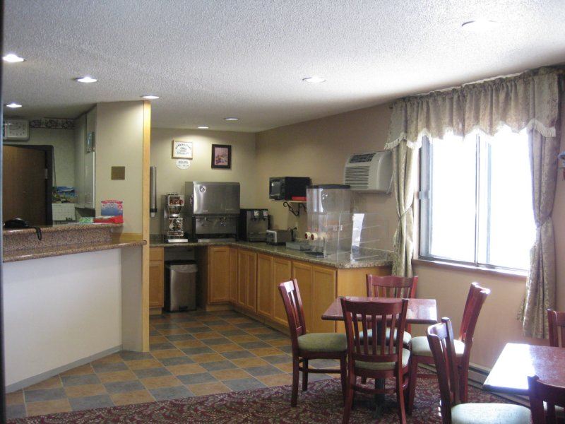 Regency Inn Suites - Hastings, MN