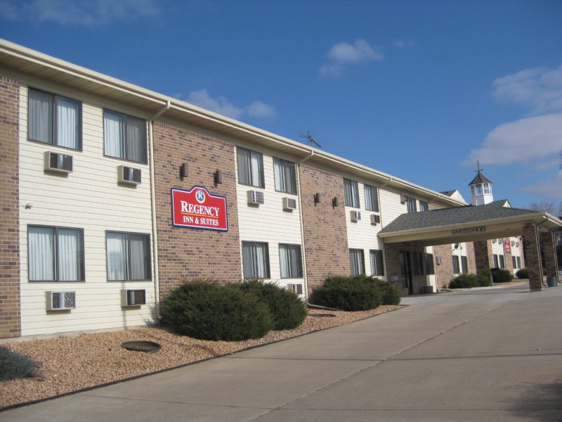 Regency Inn Suites - Hastings, MN