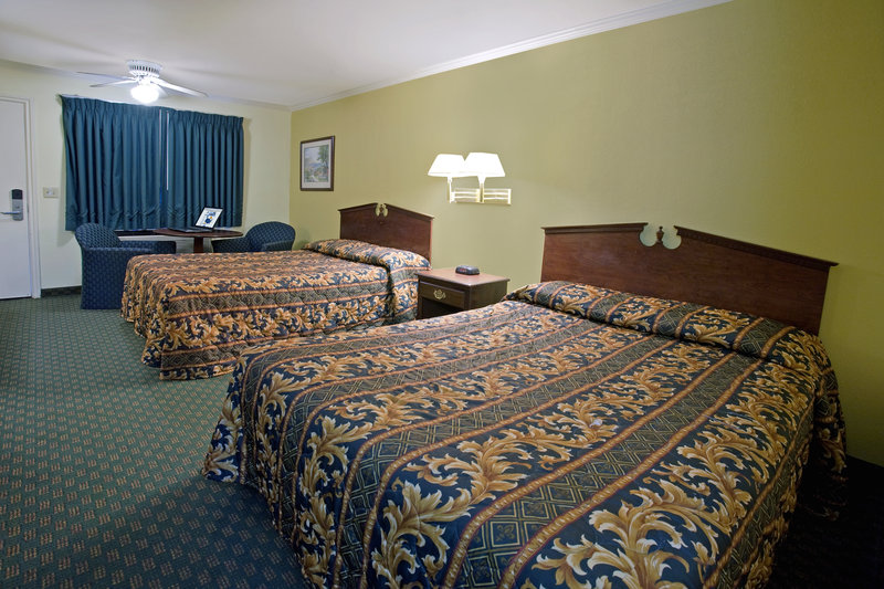 Americas Best Value Laguna Inn & Suites - San Juan Capistrano, CA