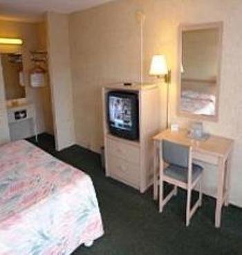 Guest Inn - Fulton, KY