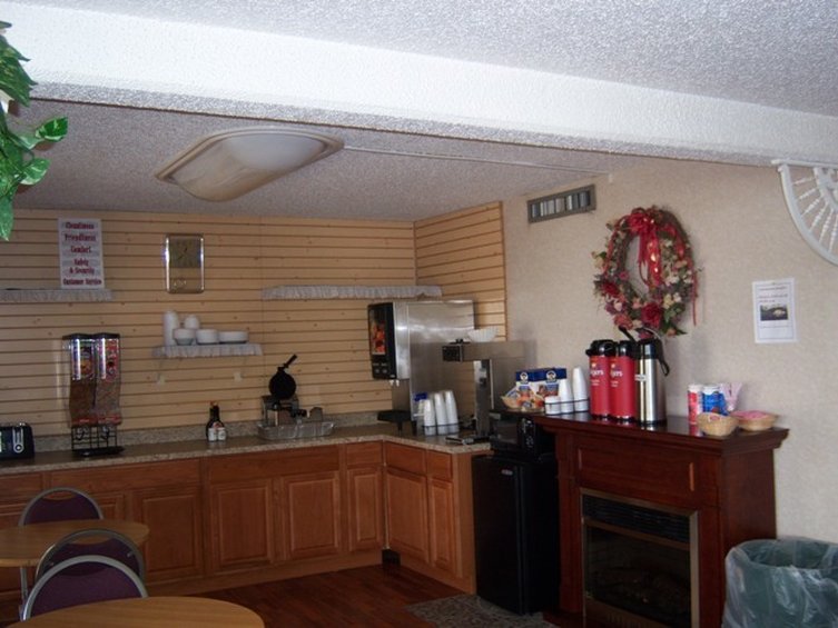 Country Hearth Inn - Horse Cave, KY