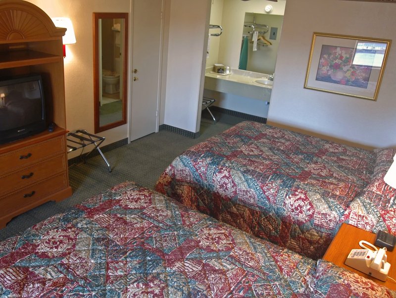 BEST WESTERN Benton Inn - Benton, AR