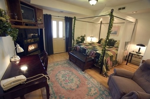 7 Gables Inn & Suites - Fairbanks, AK