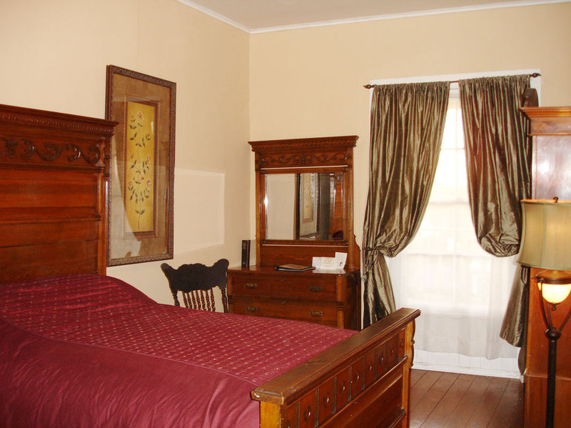 The Hotel Leger - Mokelumne Hill, CA