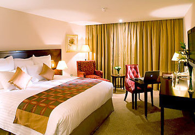 Limerick Marriott Hotel | City Central Henry Street, Limerick | +353 61 448 700