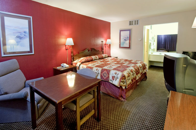 Americas Best Value Inn - Forest, MS