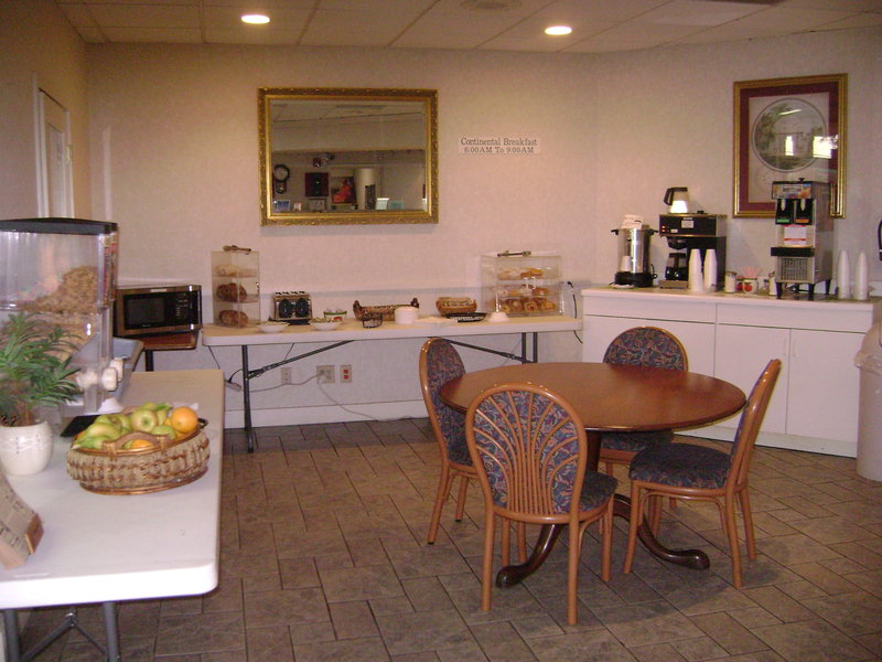 Americas Best Value Inn - Wilmington, NC