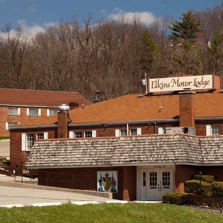 Elkins Motor Lodge Inc - Elkins, WV
