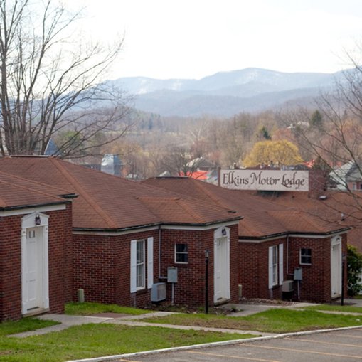 Elkins Motor Lodge Inc - Elkins, WV
