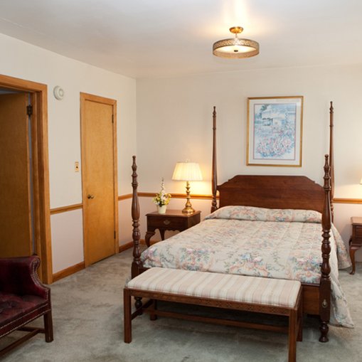 Elkins Motor Lodge Inc - Elkins, WV