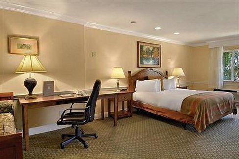 San Jose Airport Garden Hotel - San Jose, CA
