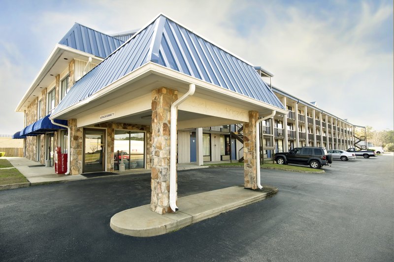 Americas Best Value Inn - Dothan, AL