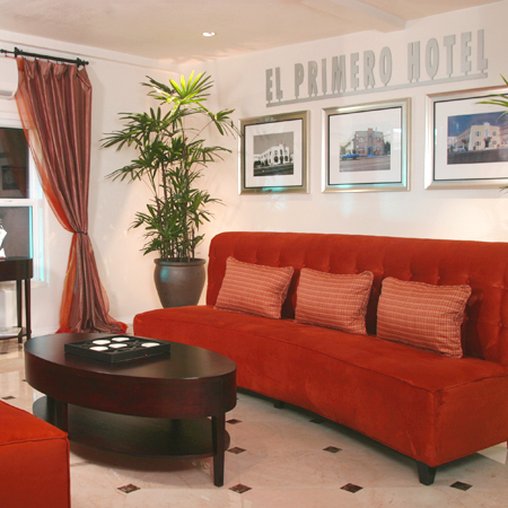 El Primero Boutique Bed & Breakfast Hotel