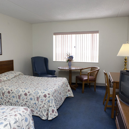 Elkins Motor Lodge Inc - Elkins, WV