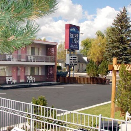 Ruby Inn - Bridgeport, CA