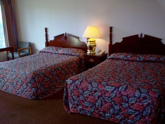 Inn On The Green - Tavares, FL