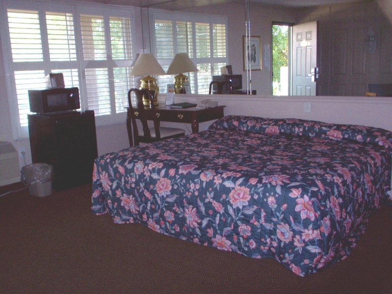 Inn On The Green - Tavares, FL