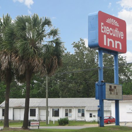 Executive Inn - Marianna, FL