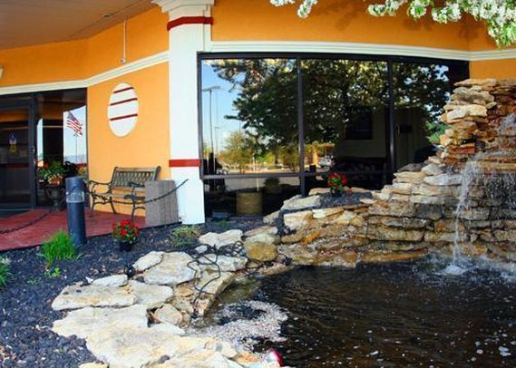 Regency Inn and Suites - Independence, MO