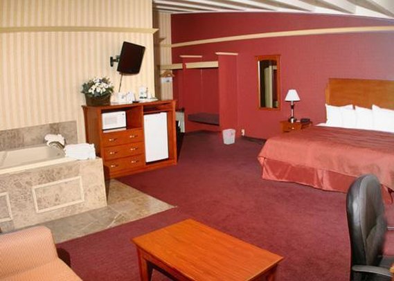 Regency Inn and Suites - Independence, MO