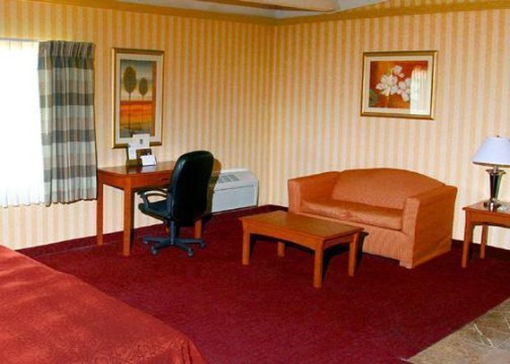 Regency Inn and Suites - Independence, MO