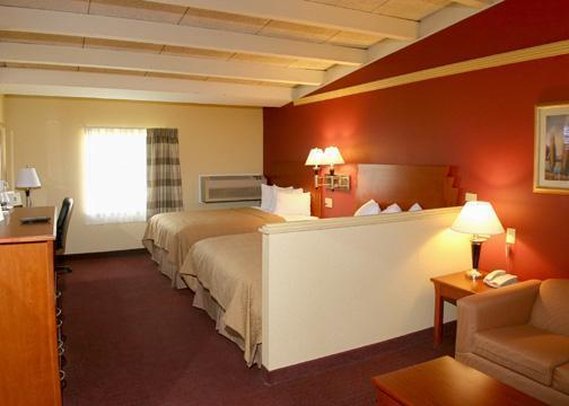 Regency Inn and Suites - Independence, MO