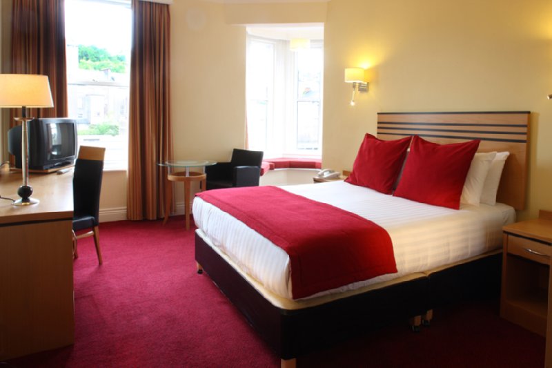 Gresham Metropole Hotel | MacCurtain St, Cork | +353 21 464 3700