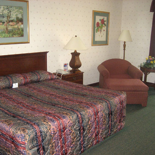 Plantation Inn & Suites Jackson - Jackson, GA