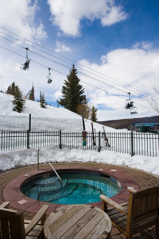 Zephyr Mountain Lodge - Winter Park, CO